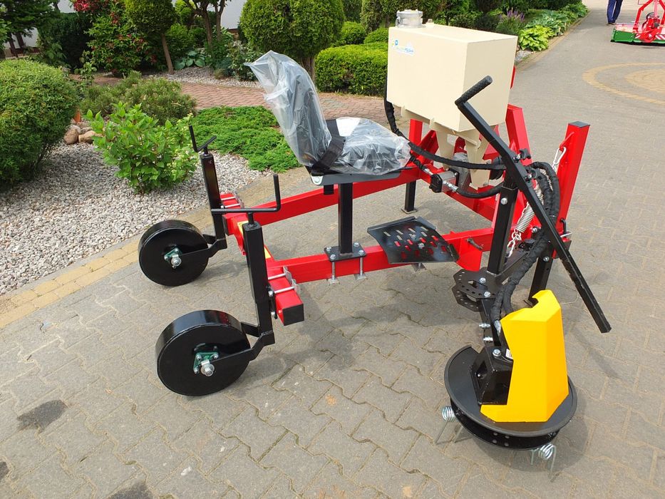 Странични хидравлични окопни фрези с собствена си хидравлика