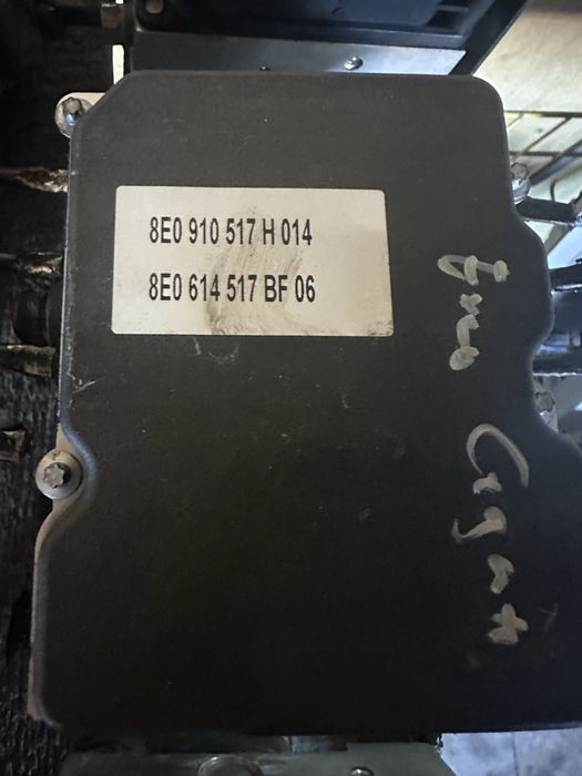 ABS модул Audi A4 Seat Exeo Seat Leon