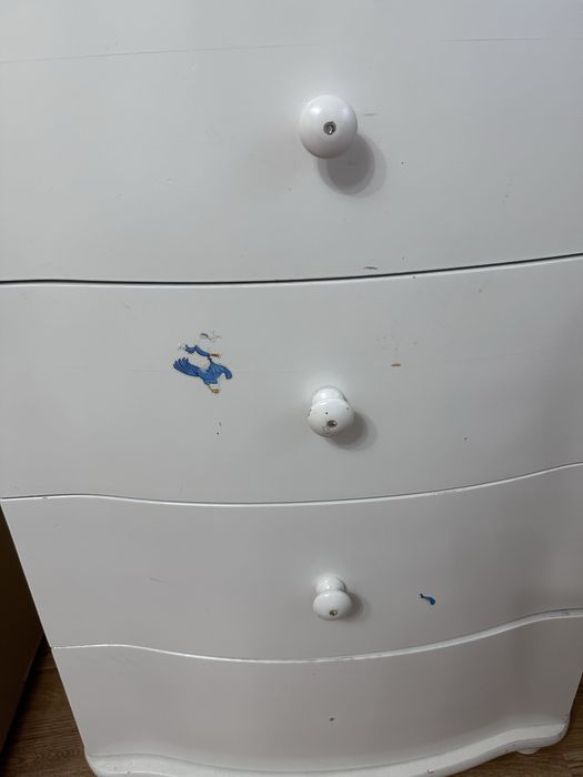 Продается комод белый