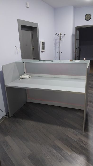 Стойка ресепш б.у.