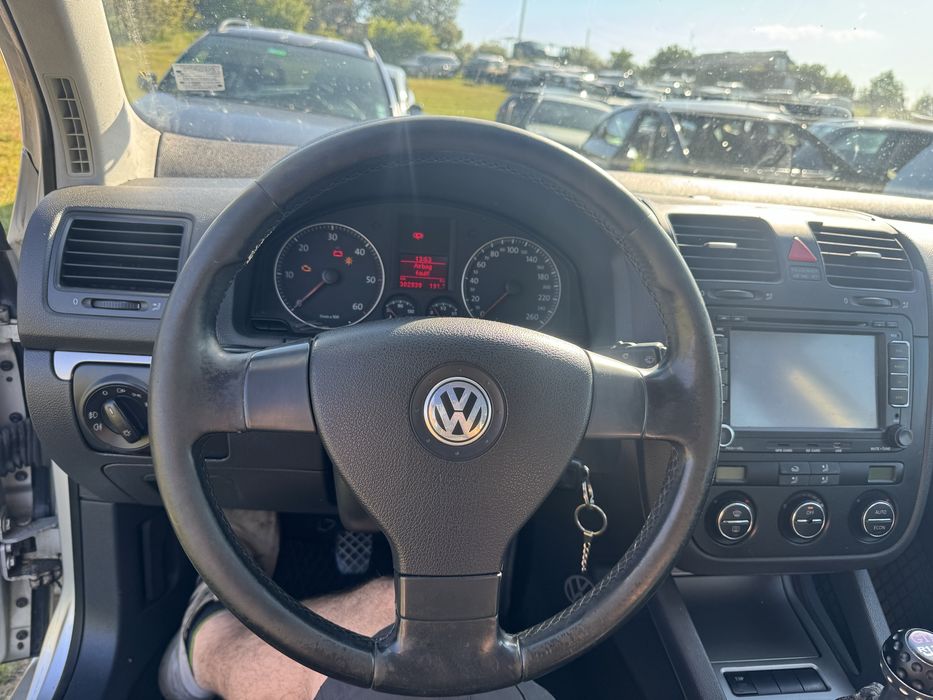 VW Golf 5 2.0TDI BKD на части