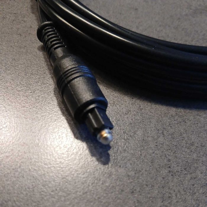 Lindy оптичен цифров аудио кабел 5 м Toslink SPDIF 3,5 mm 35224