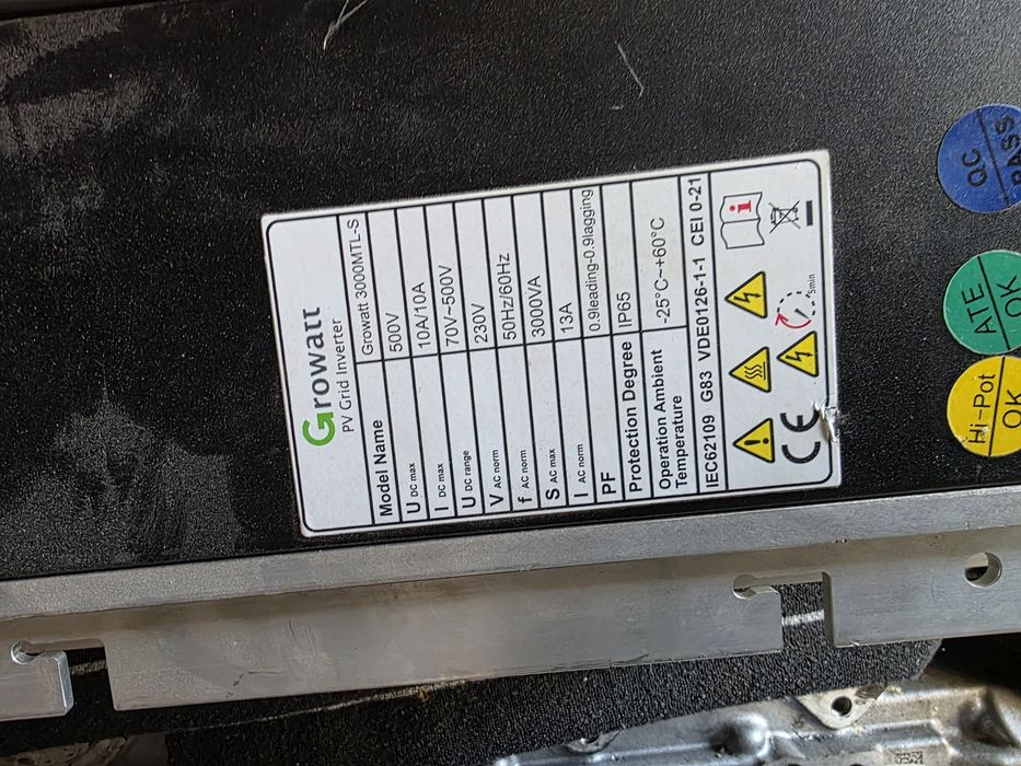 Micro inverter 2kw + growatt 3kw cititi anuntul