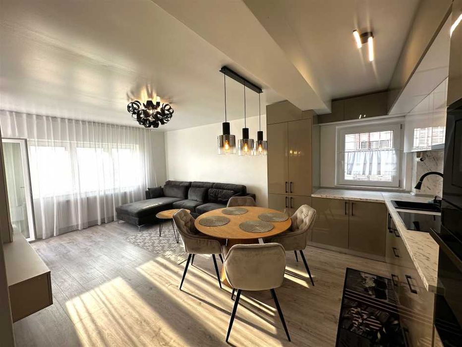Apartament decomandat 3 camere etaj 2 renovat complet zona Brana Selimbar