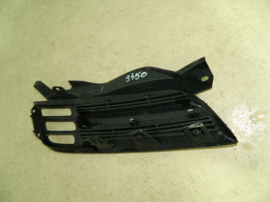 Grila radiator partea stanga, Nissan Micra, 2003, 2004, 2005, 2006,, 62330-AX600