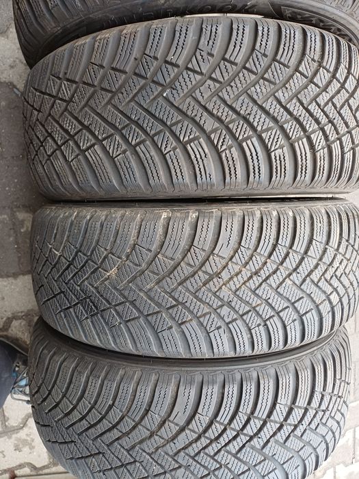 Гуми 205/55/16 Ханкок