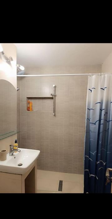 Studio de închiriat