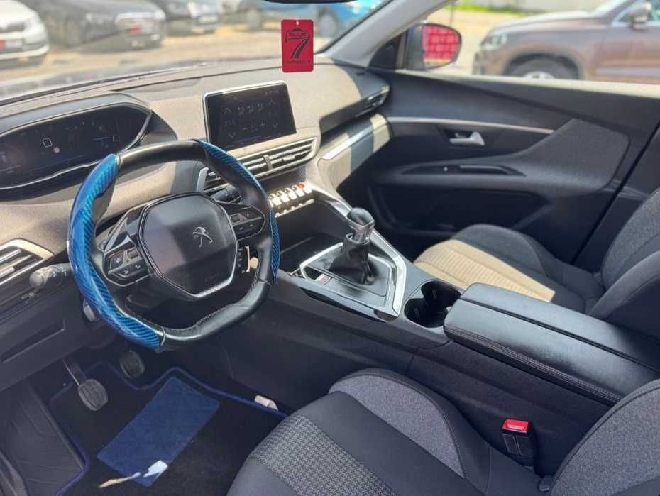 Peugeot 3008 2019 1.2 PureTech