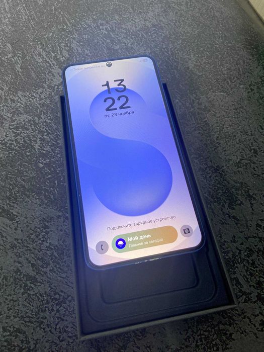 Samsung Galaxy S25 лот 940856  (с Шетпе)