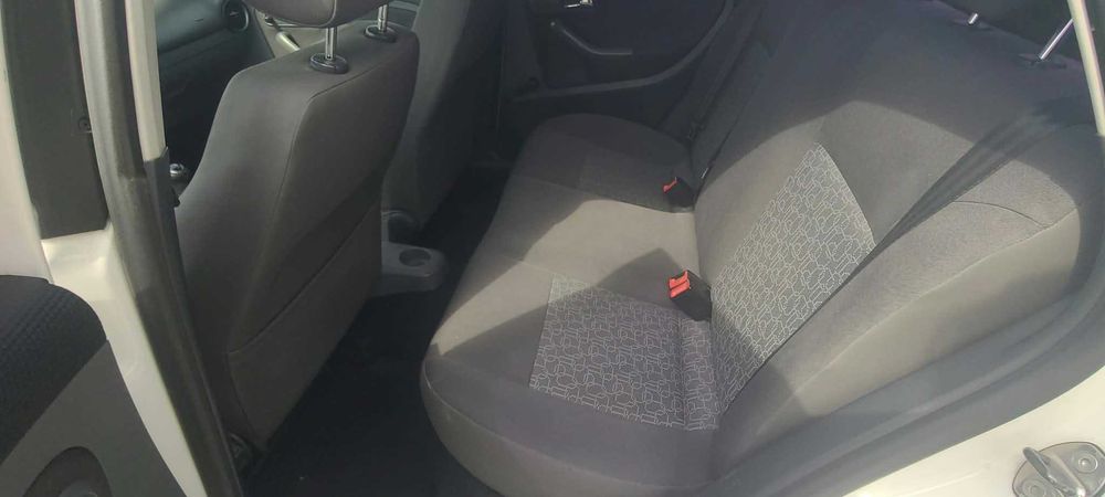 Vând SEAT Cordoba An de fabricație 2007