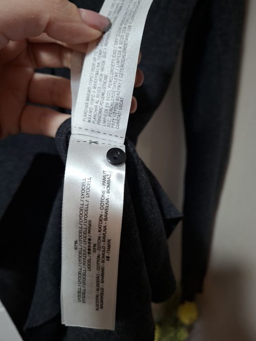 Massimo DUTTI 67%Liosell 33%Cotton