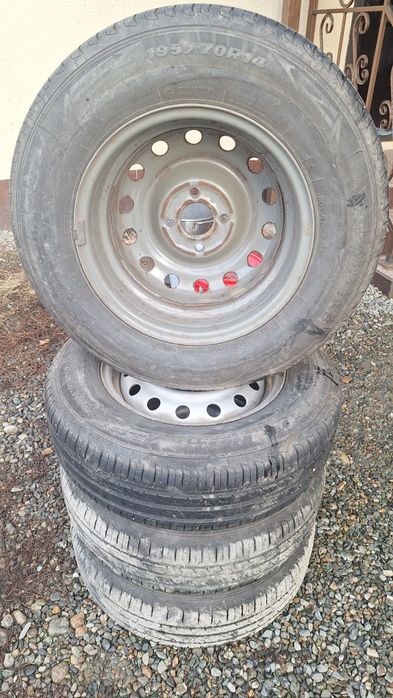 Продам шины с дисками. Зима, лето