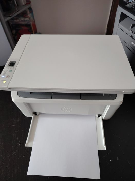 Multifunctionala laser HP LaserJet M140w