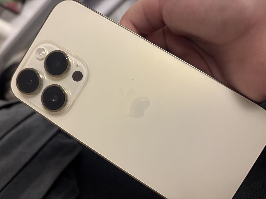 Iphone 14 pro,gold,256GB NEGOCIABIL