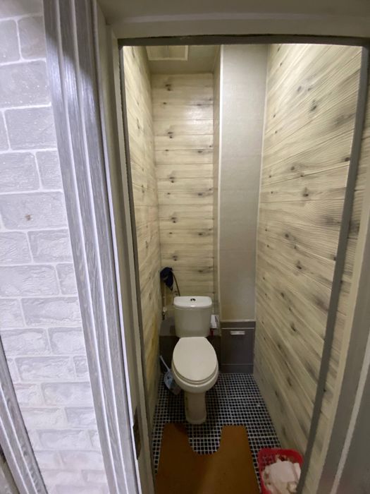 Ижарага берилади 5 етаж 1-2 хоналик янги бозорда жойлашган оилага