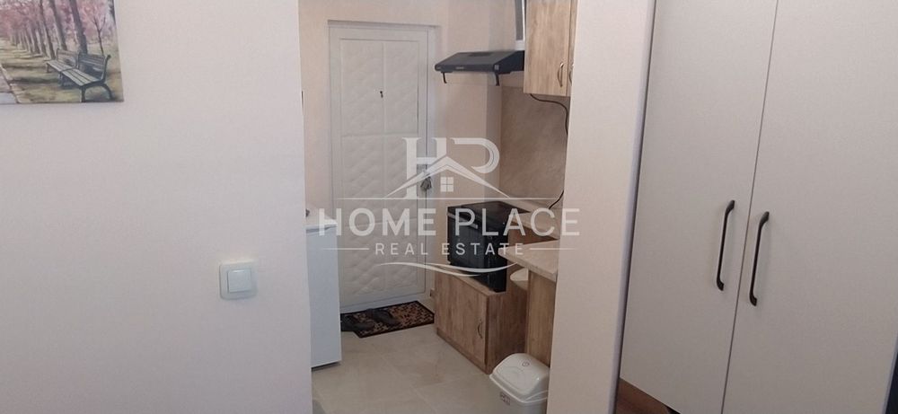Дава се под наем Едностаен апартамент в Варна, Център - 17 кв.м за 239.19 € - Снимка #4