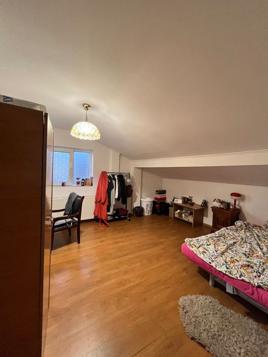 Inchiriez apartament cu 4 camere pretabil pentru grup de studenti