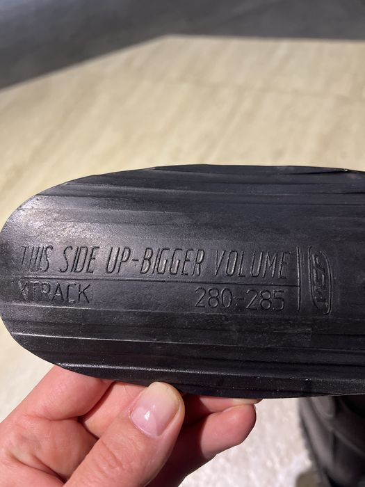 Продам ботинки для лыж