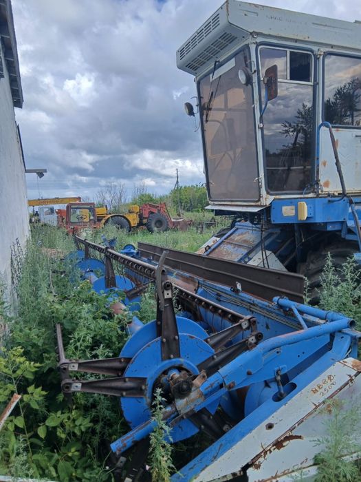 Продам КОМБАЙН Енисей