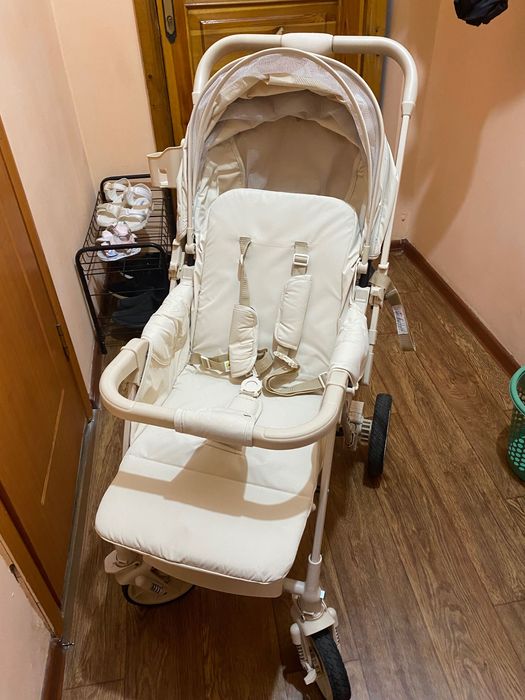 Продам детскую коляску б/у