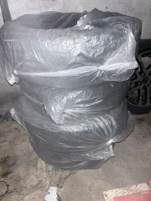 Шина летный 215/65/16