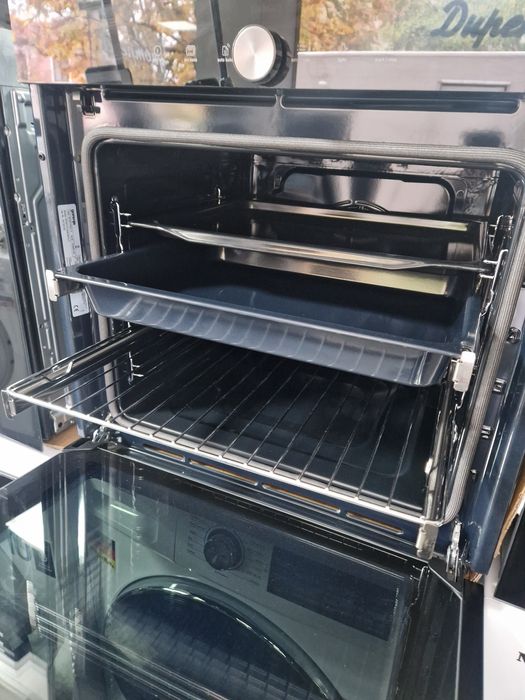 Фурна за вграждане Gorenje 77 литра Пиролиза