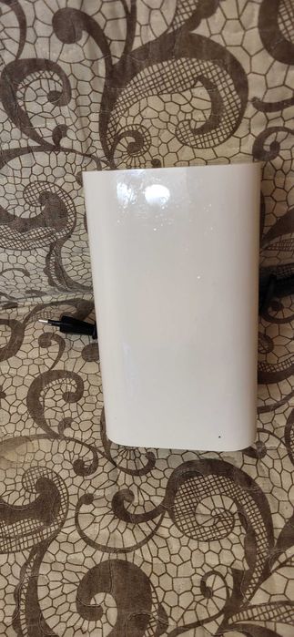 Apple AirPort Extreme Base Station (A1521) fuctional (fara hdd)  100 lei fix