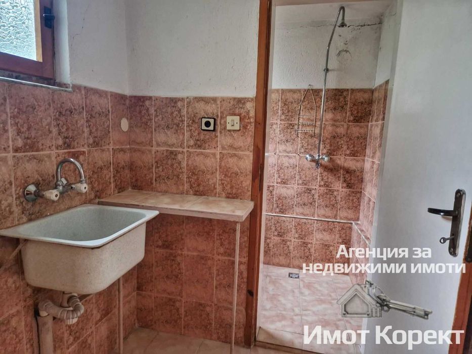 Имот Корект продава Самостоятелна Къща, зона Изток, гр. Асеновград