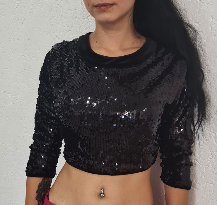 Top Mexton cu paiete