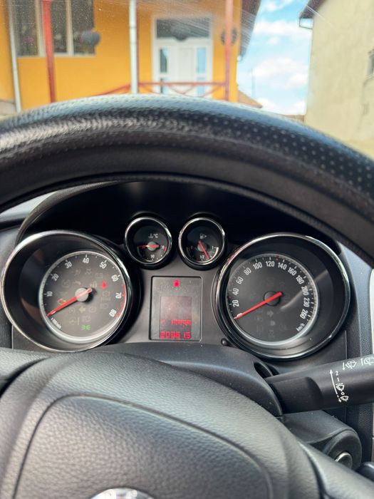 De vânzare Opel Astra J