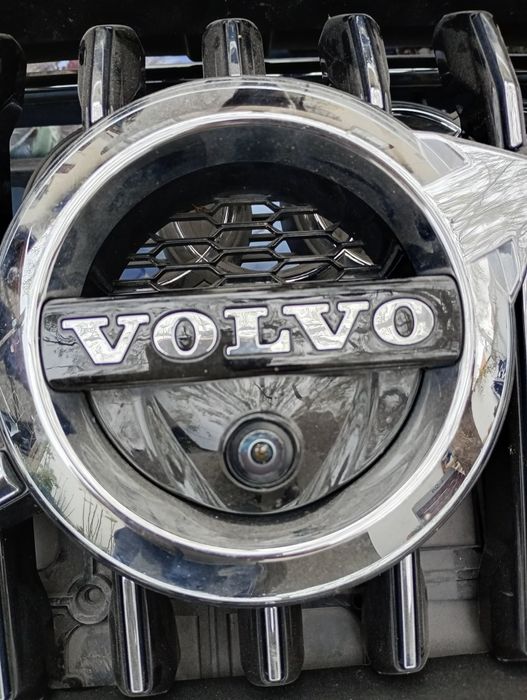 Grilă Volvo XC60 Mercedes E Class W213 Suzuki S Cross Dacia Logan