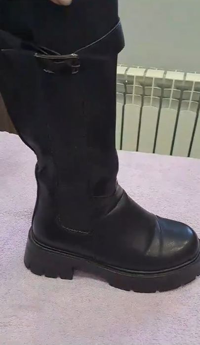 Продам зимнюю обувь 39 размер