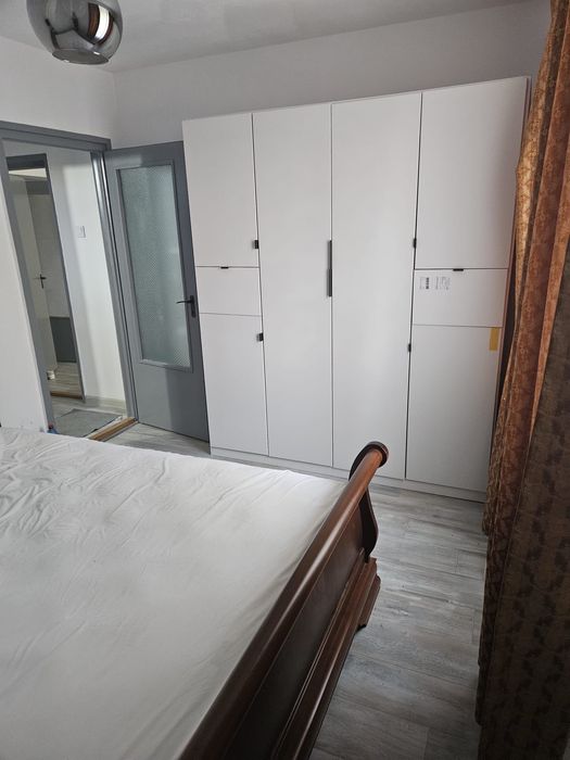 Închiriez apartament 2 camere decomandat in zona Gheorgheni str Herculane