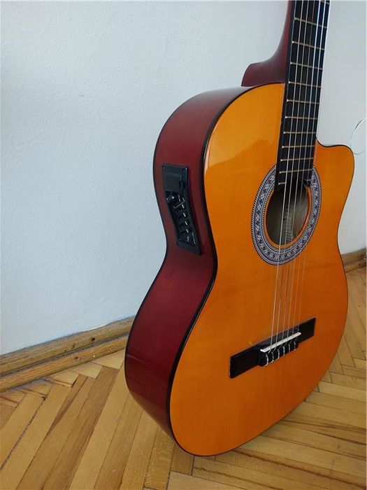 ekvalayzerli classik gitara 39 razmerda
