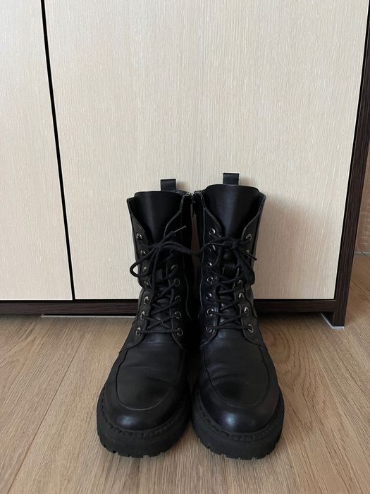 Черни кубинки от естествена кожа 37 размер