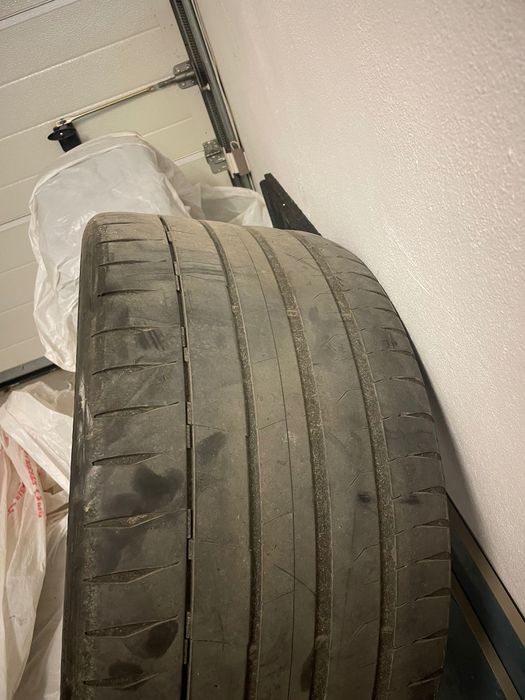 Гуми за BMW X7 Continental Sportcontact 7