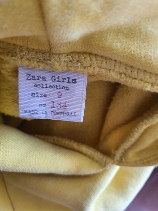 Hanorac lung cu gluga Zara marimea 134