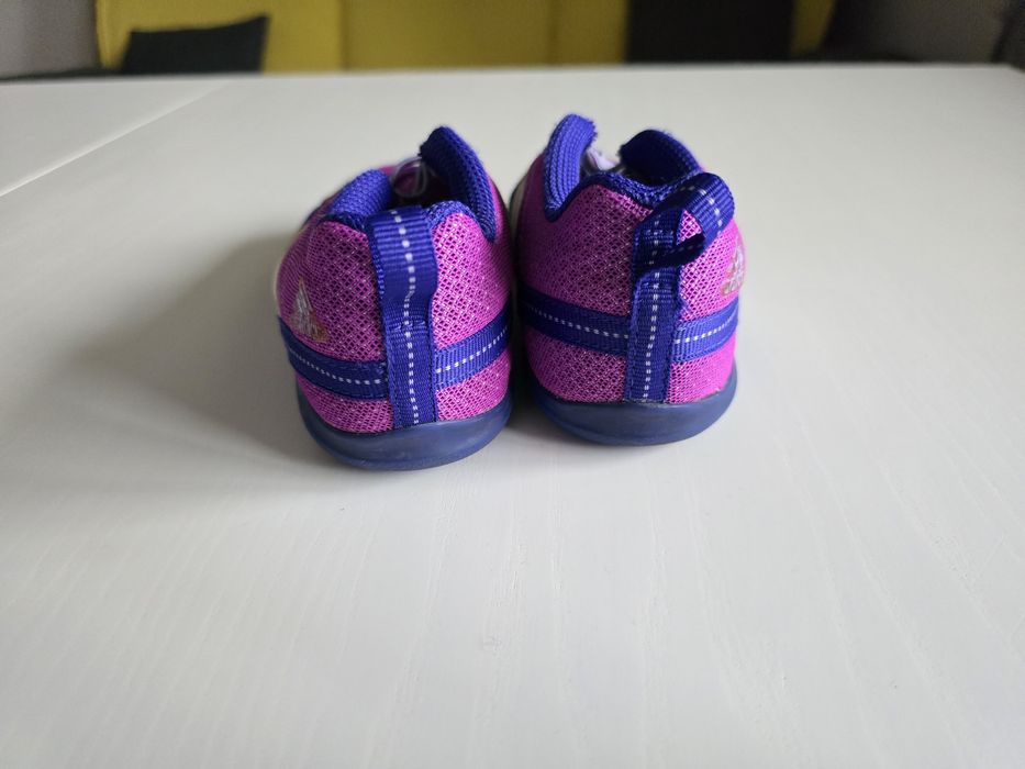 Pantofi sport fete Adidas