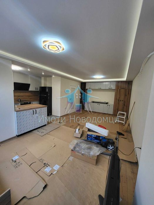 Продава се Тристаен апартамент в Шумен, Пазара - 97 кв.м за 1959 €/кв.м - Снимка #2