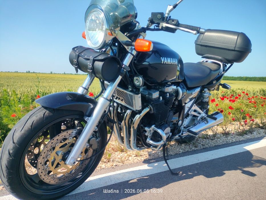 XJR 1200cc YAMAHA