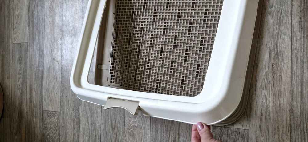 Продам новый лоток для собак 65 * 50