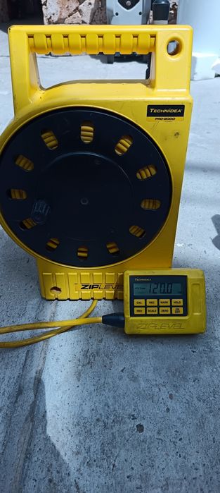 Nivela technidea pro 2000