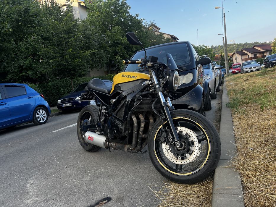 Vând schimb Moto Suzuki GSX600F Cafe Racer  - din 2002