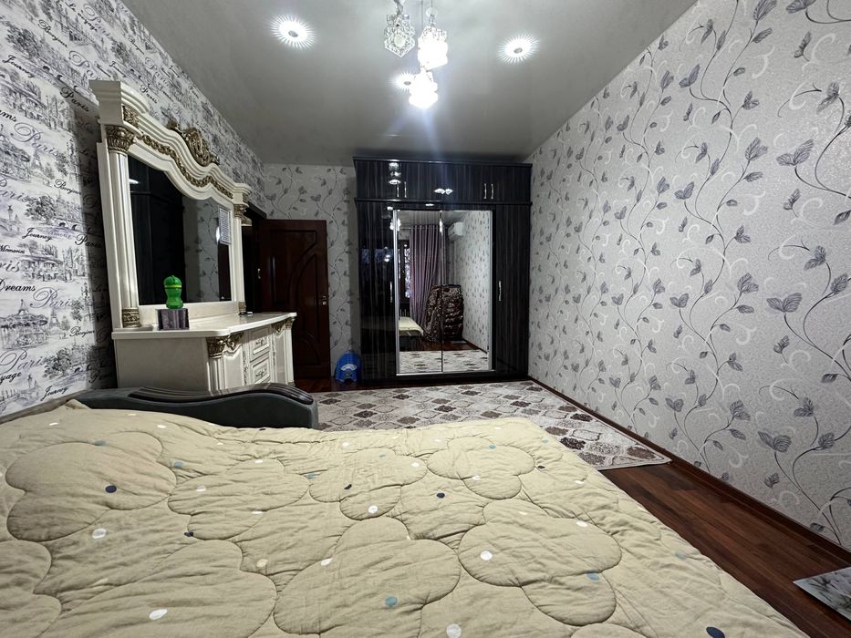 Мирзо Улугбек ( Феруза)