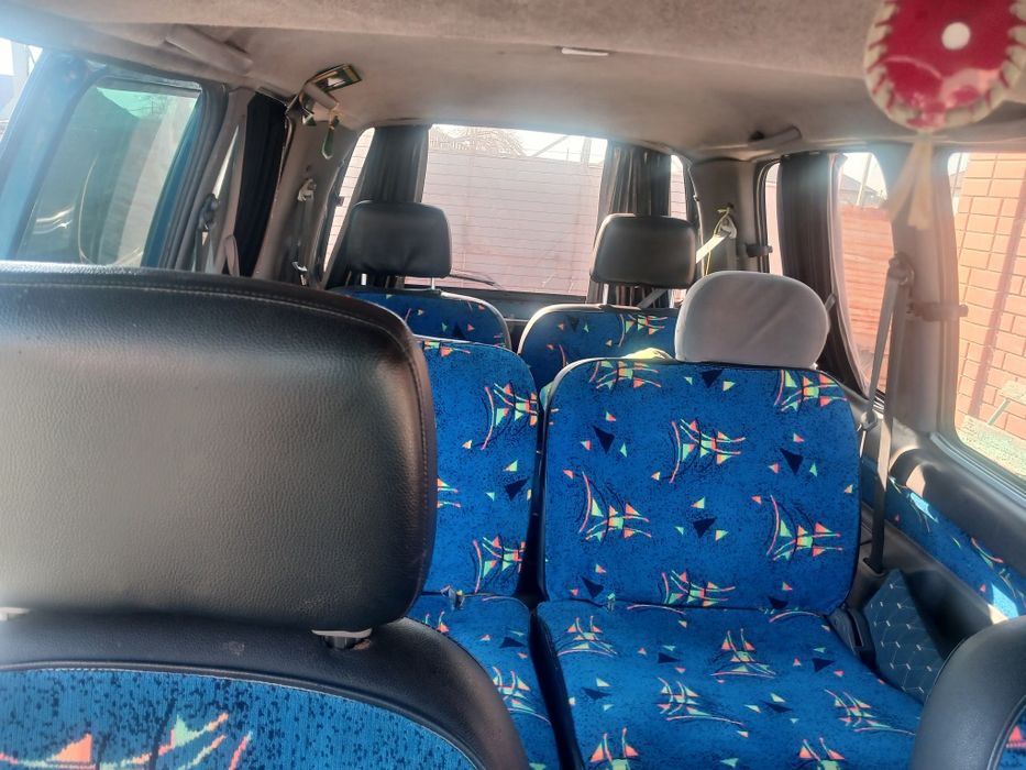 Нисан серена С 23