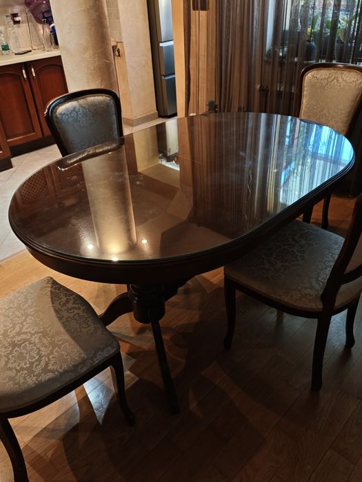 Продавам 4бр столове от череша - масив Италиански ; НАМАЛЕНИ