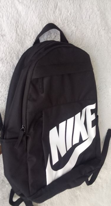 Rucsac Nike nou cu etichetă