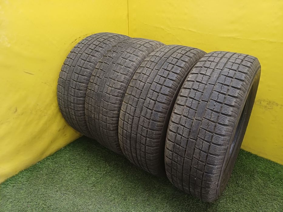 Шины 215 60 R16 TOYO комплект