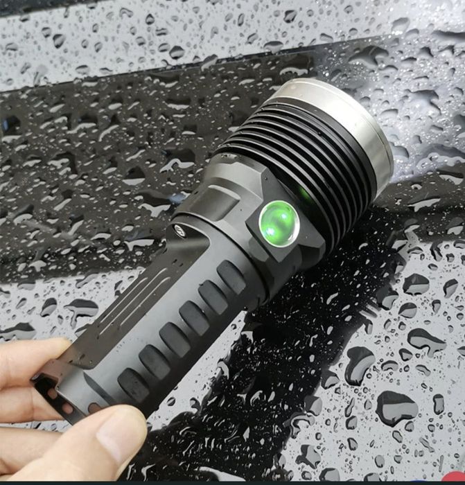 Супер мощен фенер