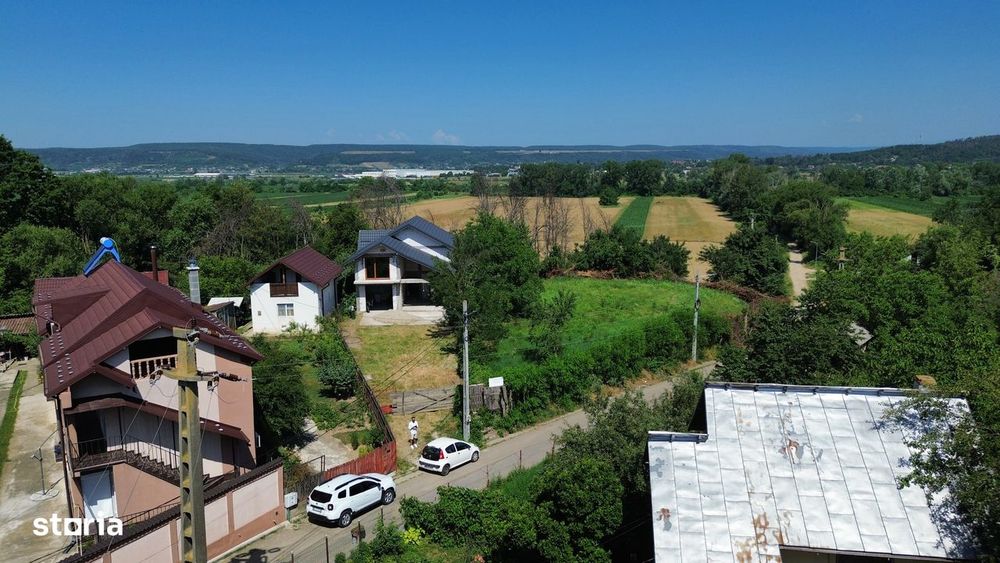 Casa - Zona Ultracentrala, Mioveni, zona Pompieri, 750 mp, deosebita